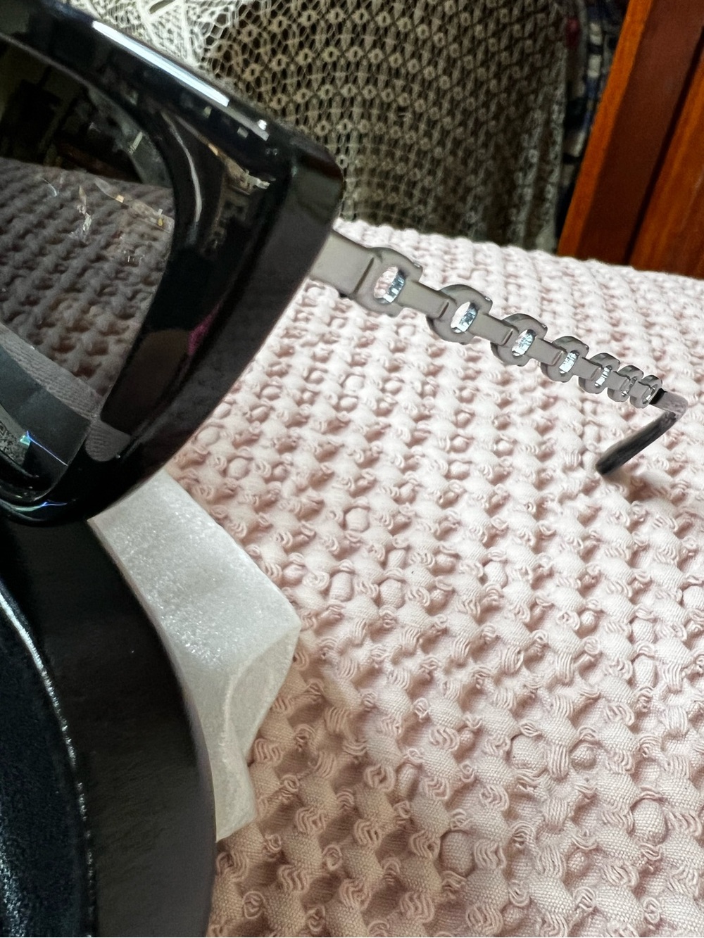 NEW Coach HC8257U Black Cat Eye Sunglasses Silver C Chain Temples w/ Case